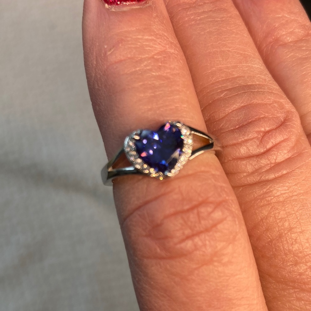 Ring NEW Tanzanite in Sterling Silver Setting
